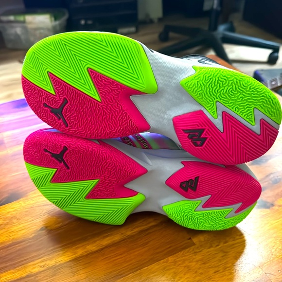 Jordan One Take 3 Basketball Shoe - Picture 4 of 7